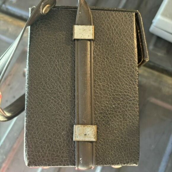 Safari Vintage Hard Camera Case With Metal Liners - Picture 6 of 9